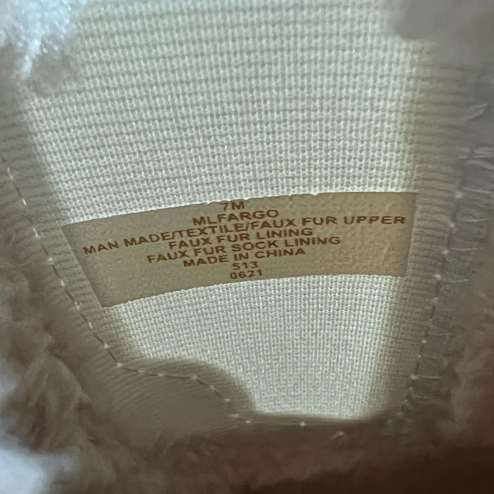 MARC FISHER WOMEN'S FARGO WATERPROOF BOOTIE size 7
